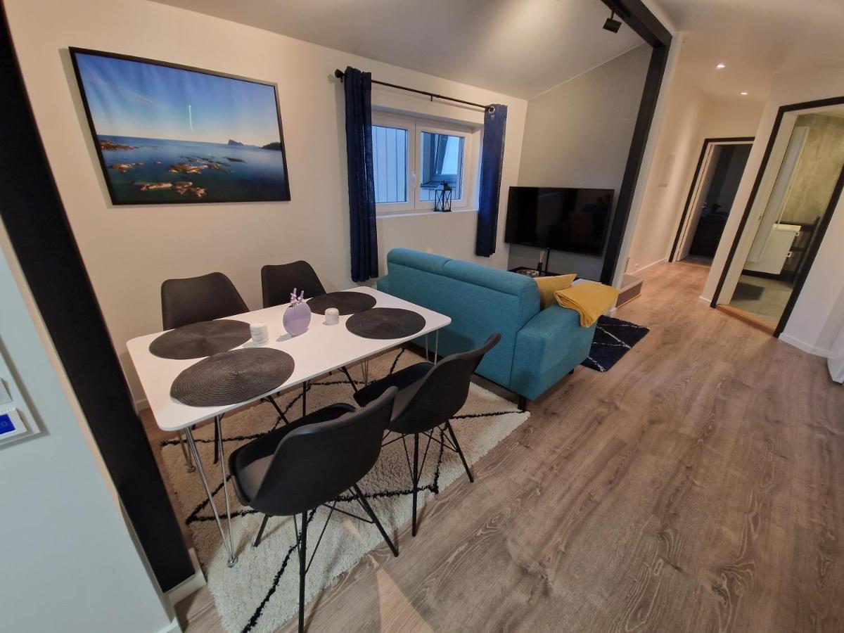 Northern Living 1 Room With Shared Bathroom Tromso Luaran gambar